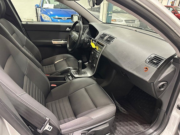 Volvo V50 12 of 15