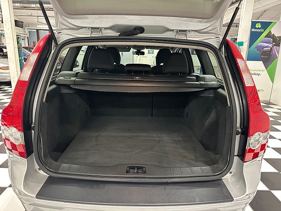 Volvo V50 11 of 15