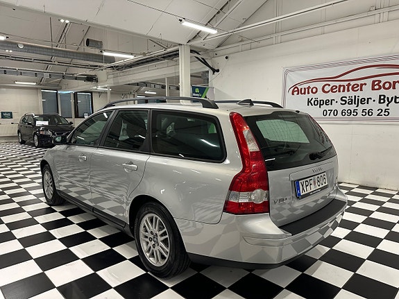 Volvo V50 9 of 15