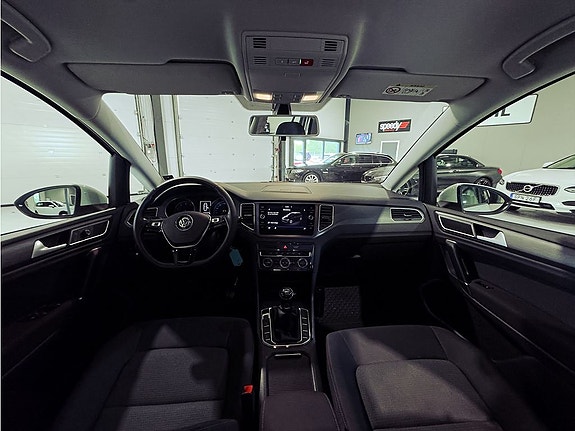 Volkswagen Golf I 9 of 19
