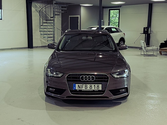 Audi A4 2 of 15