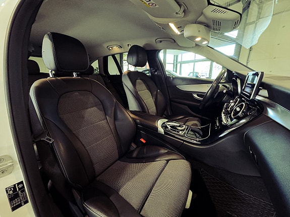 Mercedes-Benz C220 15 of 21