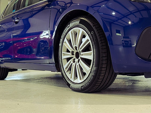 Peugeot 308 6 of 18