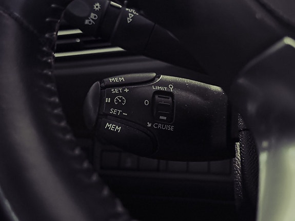 Peugeot 308 15 of 18