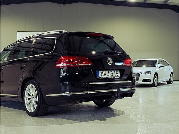 Volkswagen Passat 4 of 23