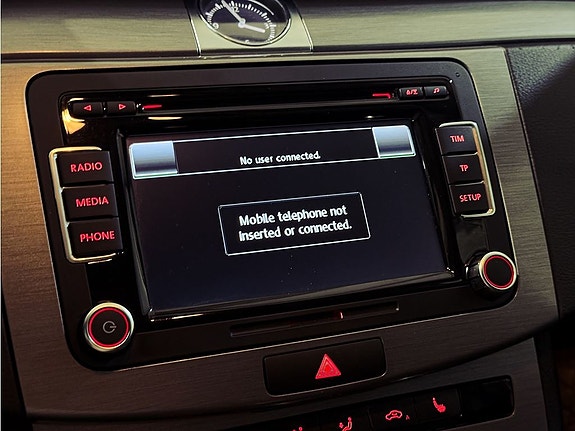 Volkswagen Passat 22 of 23