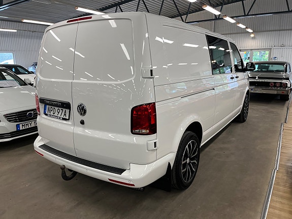 Volkswagen Transporter 4 of 9