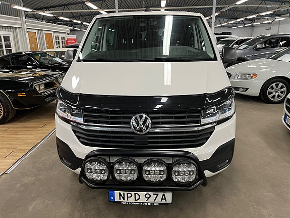 Volkswagen Transporter 2 of 9
