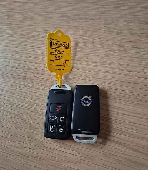 Volvo V40 14 of 14