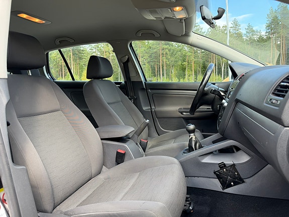 Volkswagen Golf V 12 of 13
