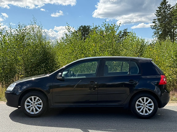 Volkswagen Golf V 5 of 13