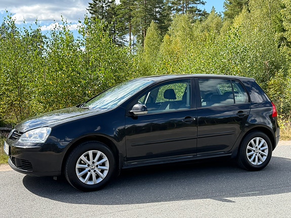 Volkswagen Golf V 4 of 13