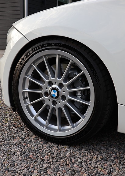BMW 135i 3 of 6