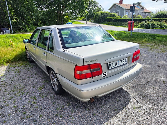 Volvo S70 2 of 3