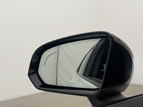 Volvo V60 11 of 30