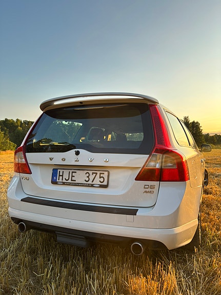 Volvo V70 5 of 12
