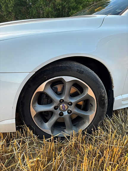 Volvo V70 11 of 12