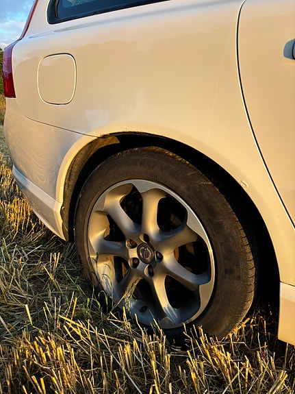 Volvo V70 10 of 12