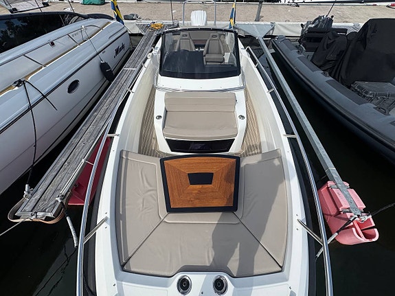 Windy SR28 CC | 2023 | Yamaha 300 10 of 12