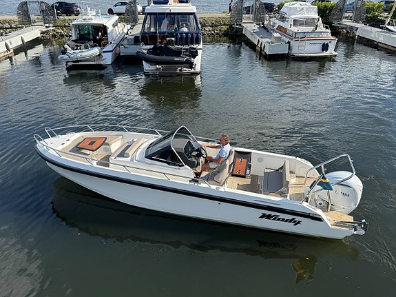 Windy SR28 CC | 2023 | Yamaha 300 2 of 12