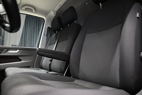 Volkswagen Transporter 26 of 30