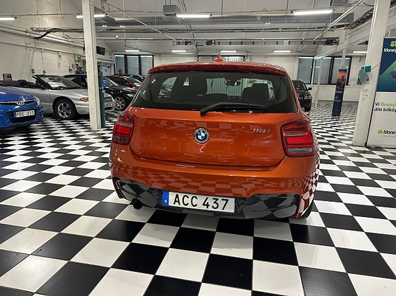 BMW 116i 8 of 14