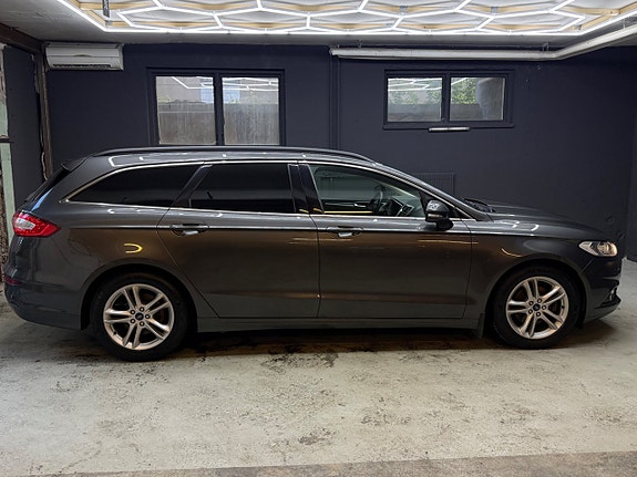 Ford Mondeo 5 of 16