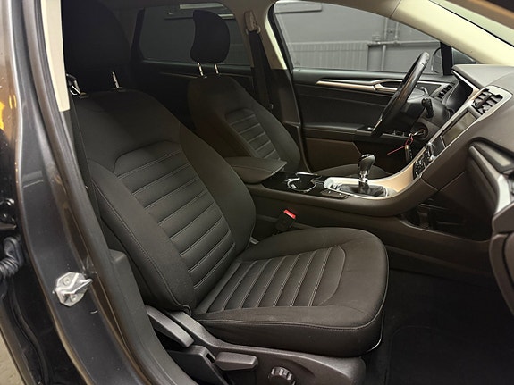 Ford Mondeo 7 of 16