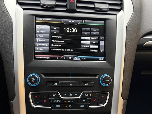 Ford Mondeo 16 of 16