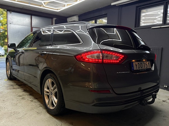 Ford Mondeo 3 of 16