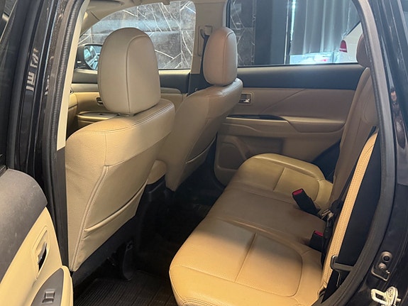Mitsubishi Outlander 14 of 22
