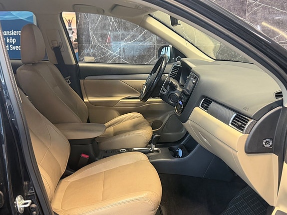 Mitsubishi Outlander 15 of 22