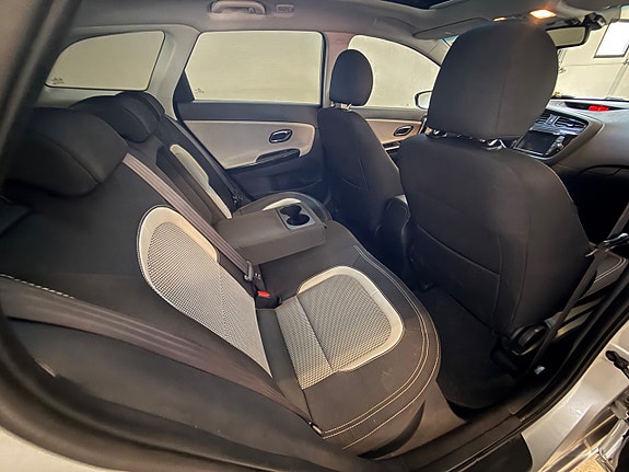 Kia Ceed 10 of 13
