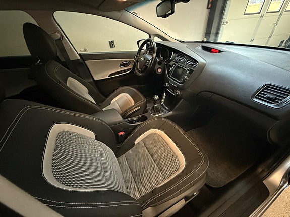 Kia Ceed 8 of 13