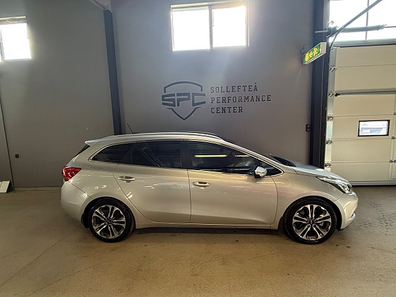 Kia Ceed 2 of 13