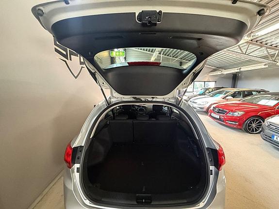 Kia Ceed 13 of 13
