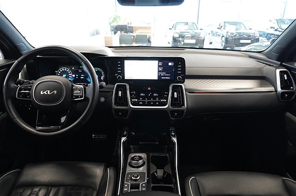 Kia Sorento 7 of 18