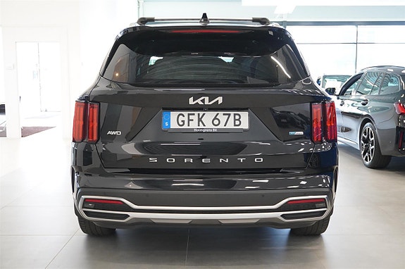 Kia Sorento 17 of 18