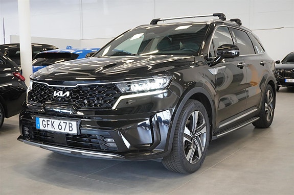 Kia Sorento 3 of 18