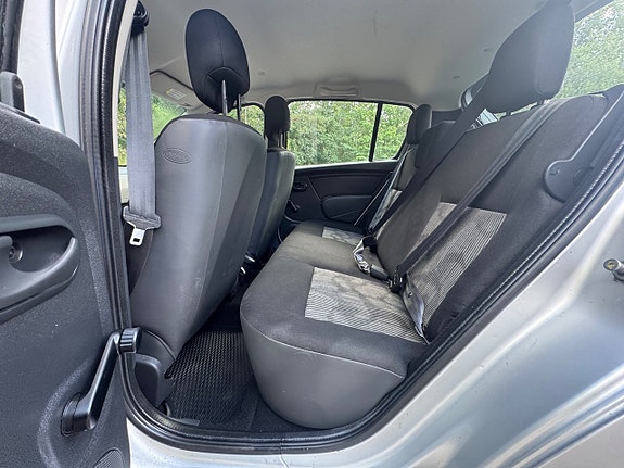 Dacia Sandero 21 of 23