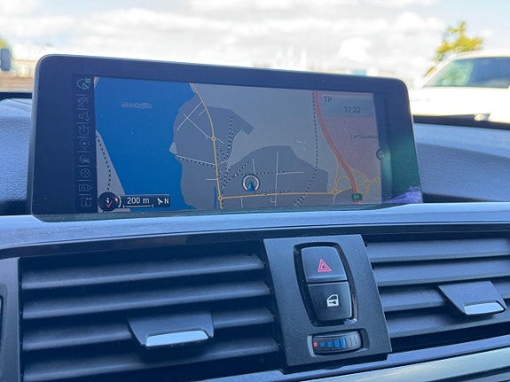 BMW 320d 12 of 24