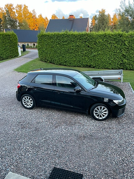 Audi A1 2 of 10
