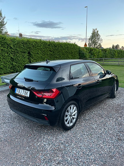 Audi A1 3 of 10