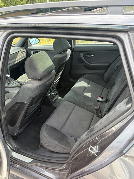 BMW 325d 6 of 7