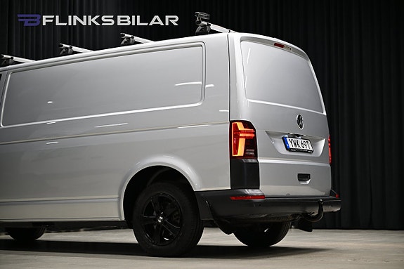 Volkswagen Transporter 12 of 30