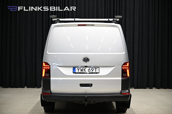 Volkswagen Transporter 10 of 30