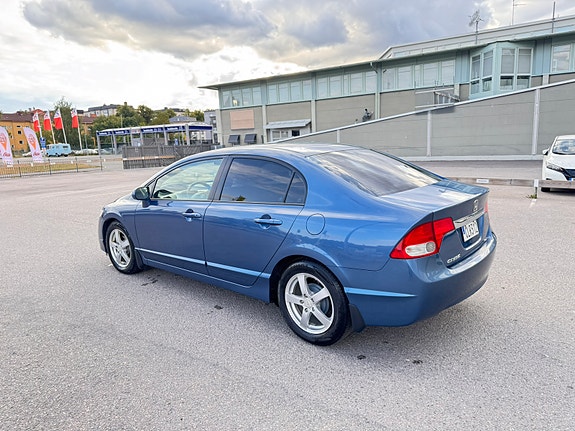 Honda Civic 9 of 15