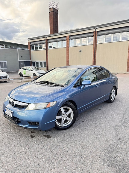 Honda Civic 2 of 15