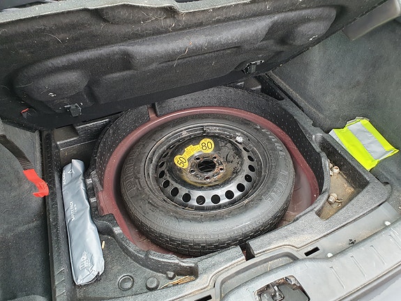 Volvo V50 7 of 8