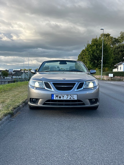 Saab 9-3 4 of 17